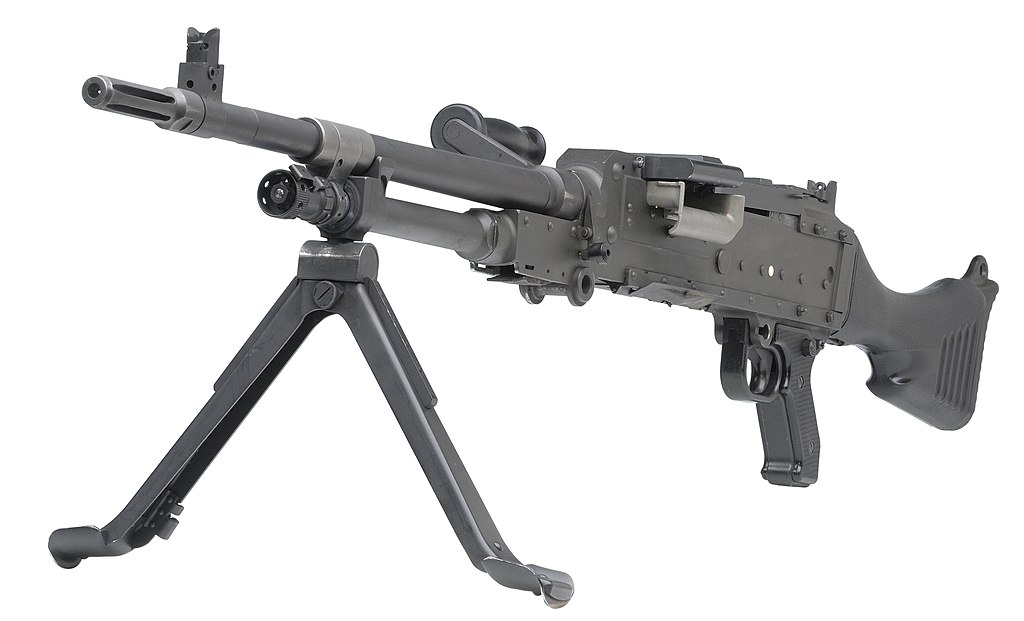 FN MAG 58 : L’Arme de Soutien Polyvalente Adoptée par l’Armée Française ...