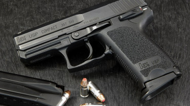 HK USP Compact : Le pistolet compact de r&eacute;f&eacute;rence par Heckler & Koch